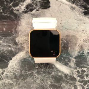 1Face Watch - White and Rose Gold